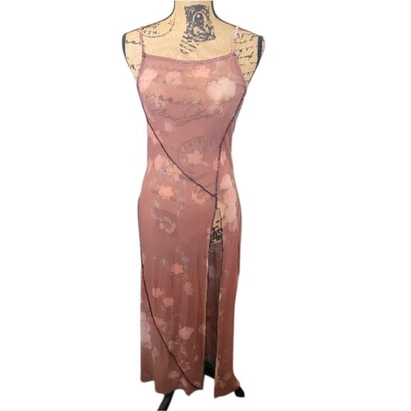 Small Urban Outfitters brown mesh floral maxi slip dress, very high thigh slit - Picture 2 of 5